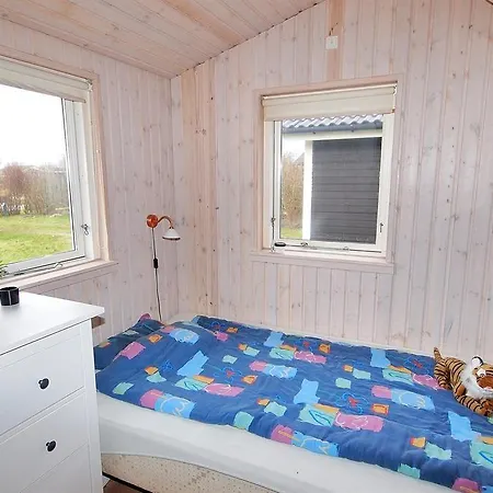 Three-bedroom Holiday Musvagevej 01 Holiday home *