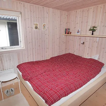 Three-bedroom Holiday Musvagevej 01 *