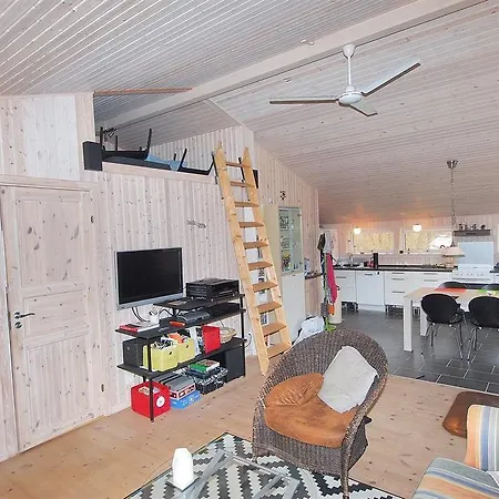 Three-bedroom Holiday Musvagevej 01 Holiday home *