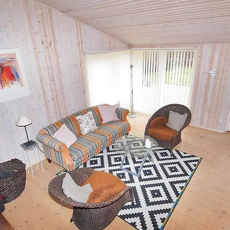 Three-bedroom Holiday Musvagevej 01 *